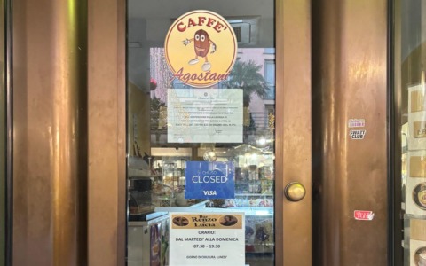 Lecco, ancora chiuso per 3 giorni il bar Renzo e Lucia. Licenza sospesa dalla Questura