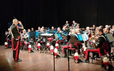 Lecco celebra i 30 anni dei Carabinieri provinciali con un concerto della Fanfara