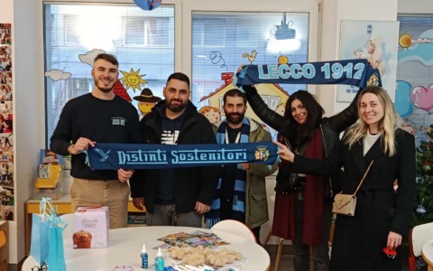 Il cuore bluceleste batte in Pediatria: un Natale di sorrisi e colori