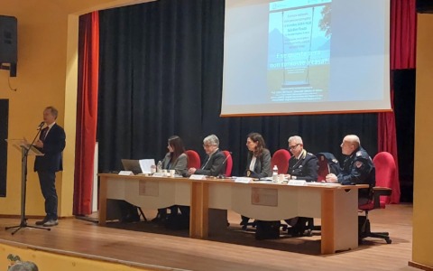 74 persone ancora da ritrovare: a Lecco un tavolo di confronto su scomparse e dolore delle famiglie