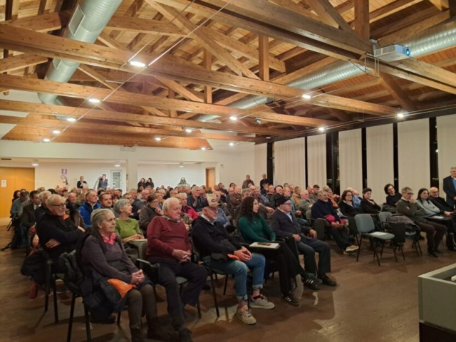 “Cento anni di sci in Valsassina”: partecipata la conferenza a Barzio