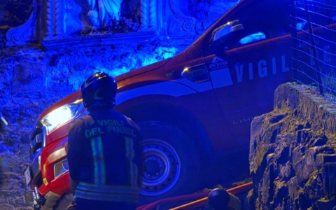 Oggiono, esplosione in casa: feriti gravi ma stabili