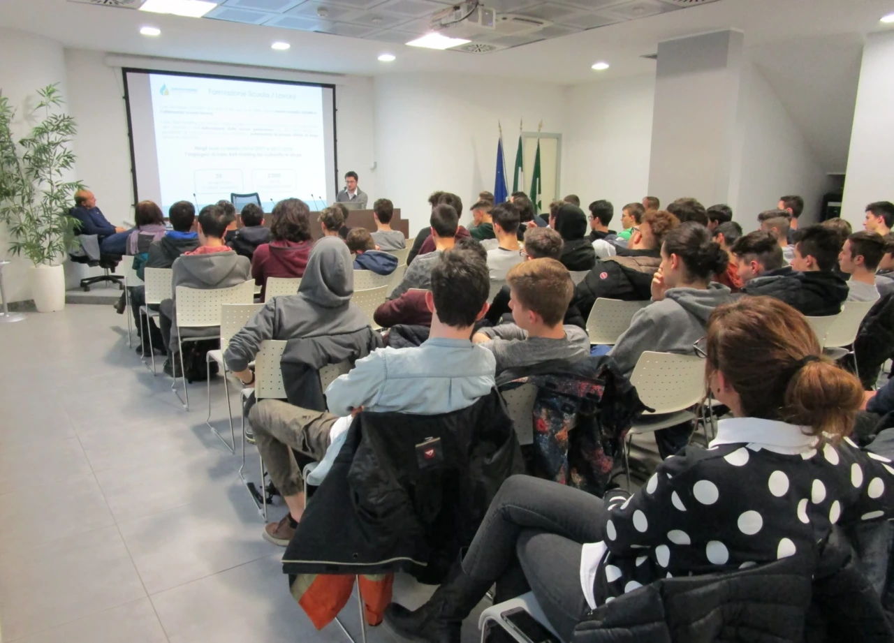 Lario Reti Holding: attestato di qualità per i percorsi di Alternanza Scuola-Lavoro