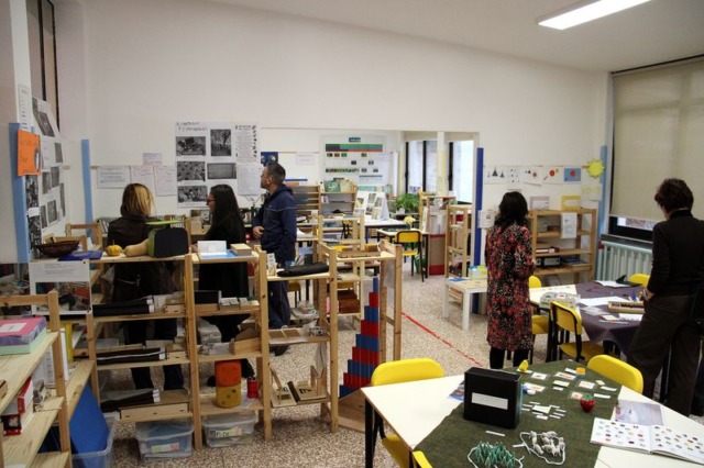 Erve, la scuola Montessori si presenta e racconta con la mostra “Entra, osserva, comprendi”