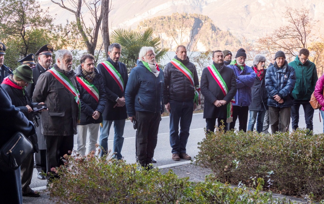 Varenna commemora l’81° anniversario dell’eccidio di Fiumelatte