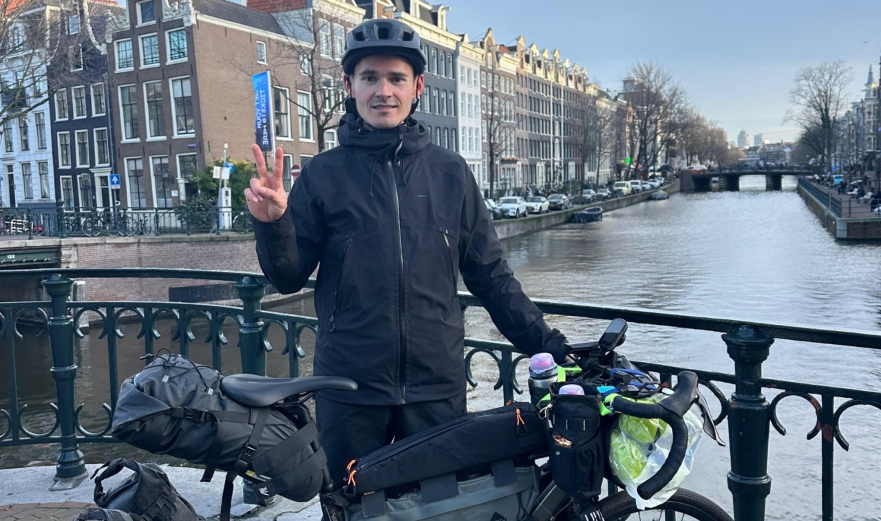Da Lecco ad Amsterdam in sella a una bici:  il malgratese Velkov e l’arte dello slow travel