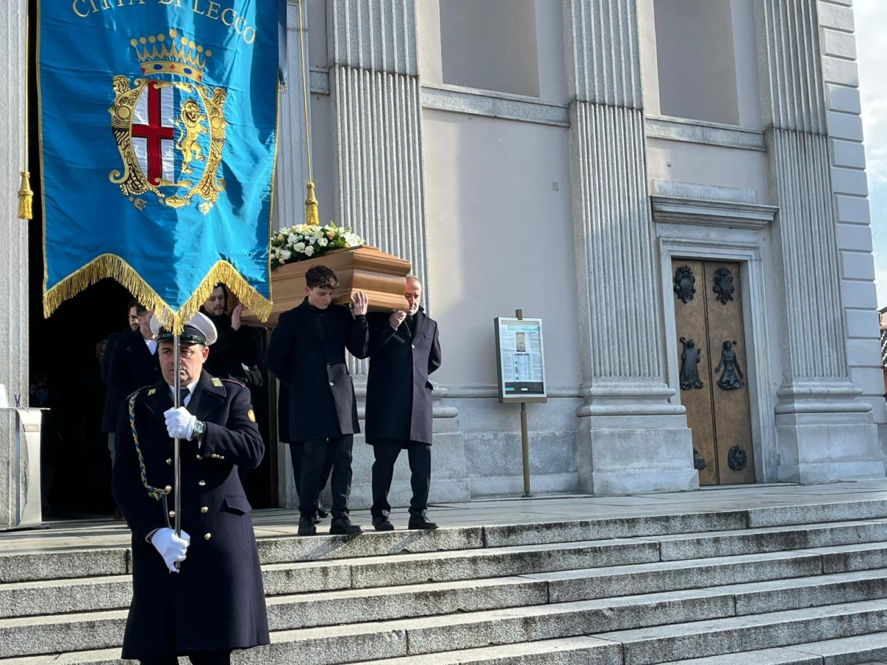 Lecco saluta Aloisio Bonfanti: l’ultimo addio all’uomo di parola