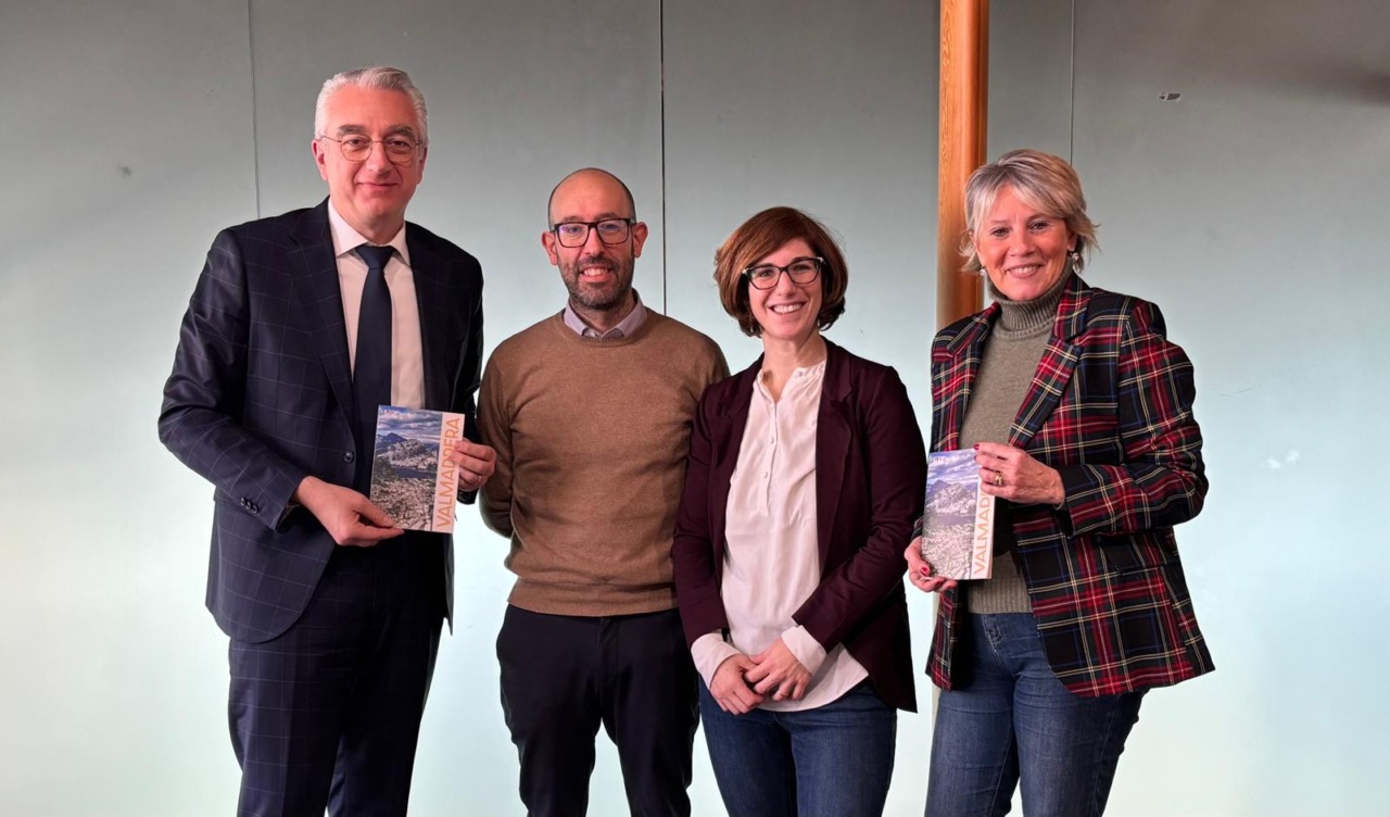 Valmadrera, ecco il volantino promozionale: “Un biglietto da visita per i turisti”