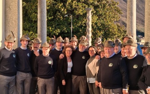 Il 2026 inizia all’insegna della cultura e delle tradizioni locali con il concerto del Coro Grigna a Villa Monastero