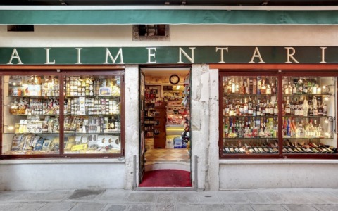 Regione Lombardia: bando per negozi di alimentari nei piccoli Comuni