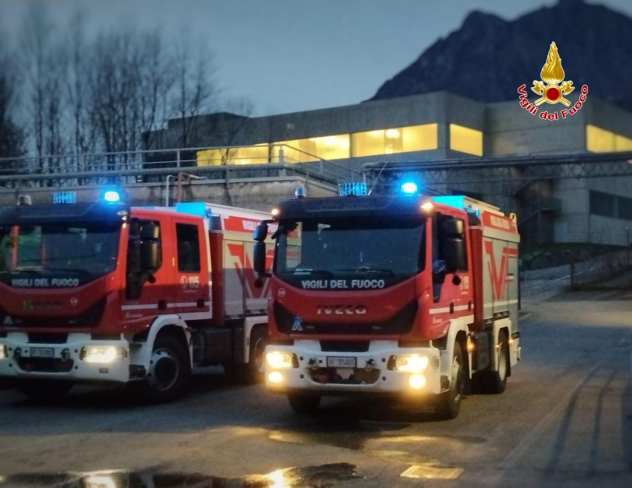 Valmadrera: fuga di gas in ditta,  Vigili del Fuoco in azione in via del Maglio