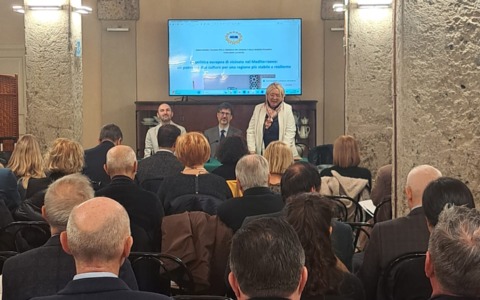 Valmadrera protagonista all’AICCRE con l’assessore Rusconi e Fiorenza Pelucchi del Comitato Gemellaggi