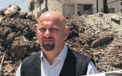 “Ricostruiranno sulle rovine”: Anton Asfar a Lecco per raccontare Caritas Gerusalemme