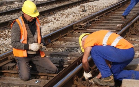 Abbadia: sabotaggio nella notte sulla Lecco-Tirano. “Atto vile e irresponsabile”