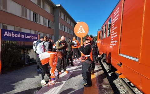 Un treno speciale ha fatto tappa ad Abbadia: decine di atleti per un evento promozionale ai Resinelli