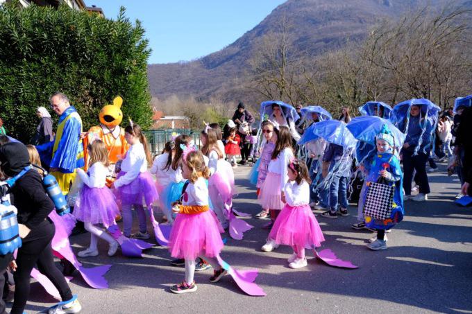 Valmadrera, domani pomeriggio la sfilata di Carnevale