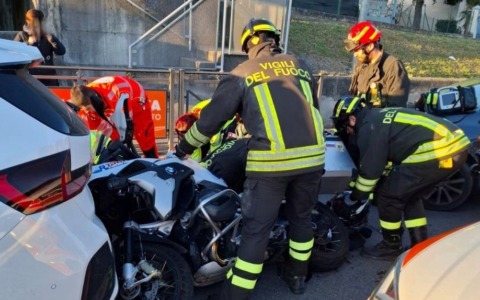 Incidente a Cesana Brianza: intervento dei Vigili del fuoco