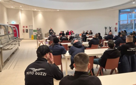 Moto Guzzi, vicino l’accordo sul piano integrativo del gruppo Piaggio