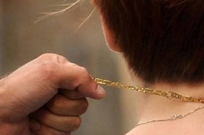 Olginate, scippatori in azione: due rapine in meno di un’ora in paese