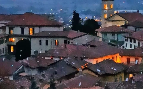 Nuova luce per Ello: il futuro dell’illuminazione pubblica sostenibile