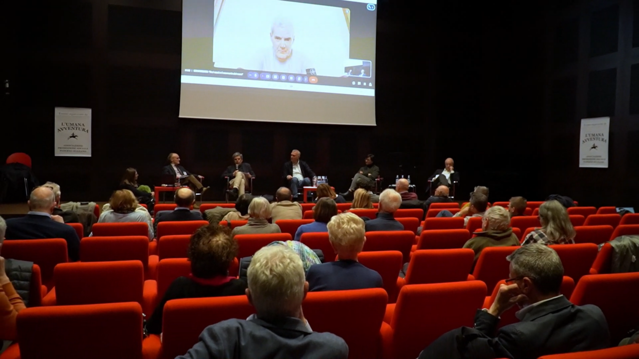 Parco Lago Nord: un progetto visionario negli anni ’80, oggi tra i migliori esempi di recupero ambientale di una cava