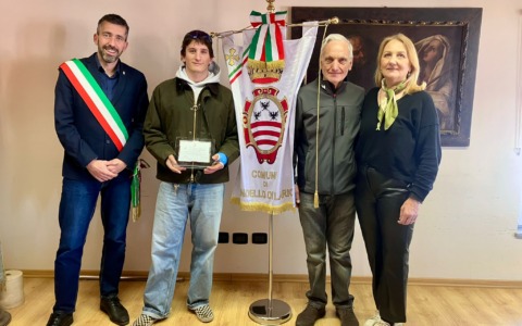 Mandello del Lario celebra Federico Pelizzari: l’eroe dell’argento paralimpico