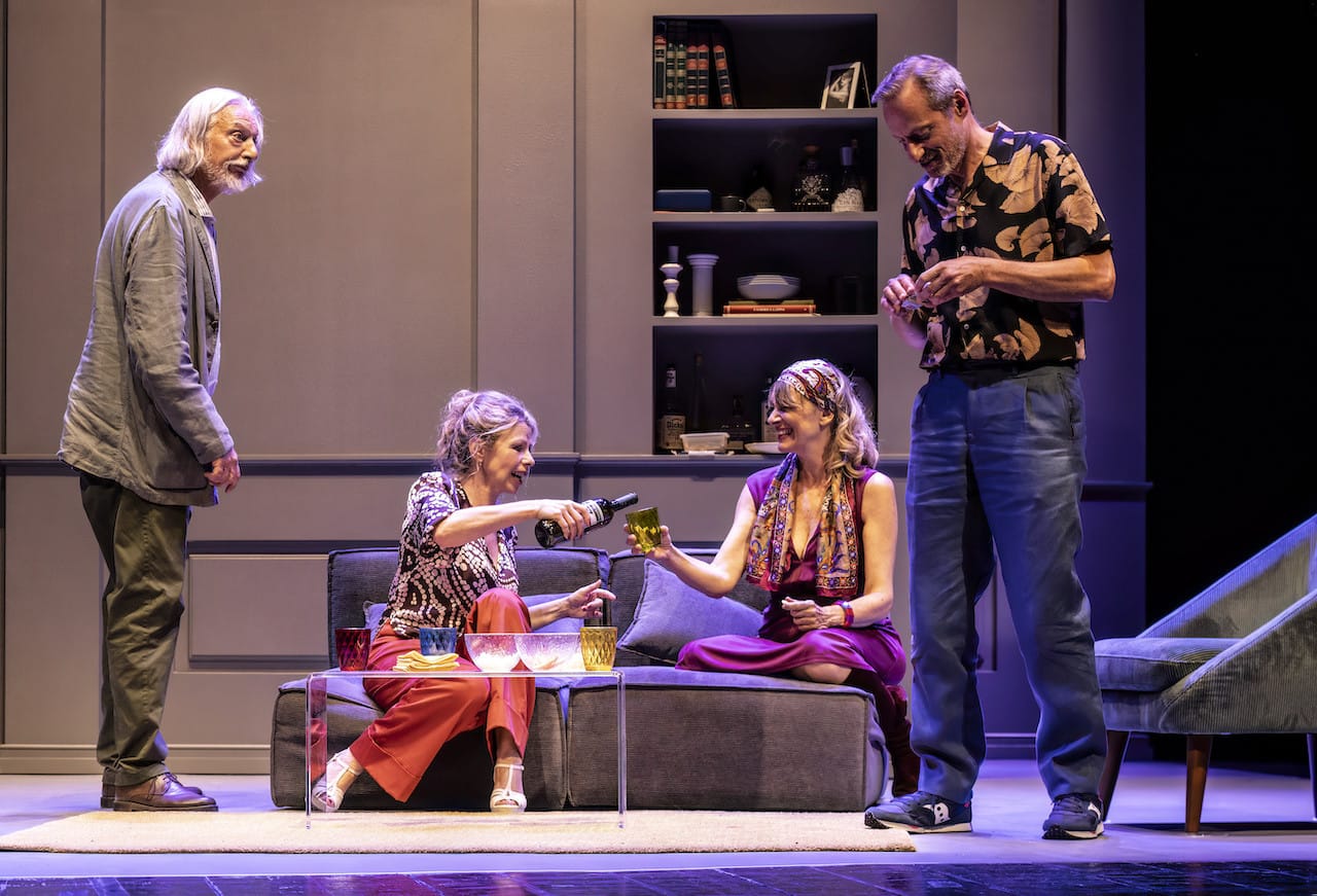 Mandello, il teatro De André ospita la commedia “Vicini di casa”