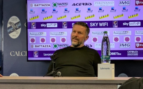 Valente, fiducia e coerenza dopo la sconfitta: “Al Lecco serve il sostegno della città”