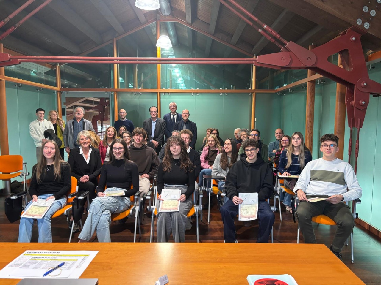 Valmadrera, consegnati i premi studio agli studenti meritevoli