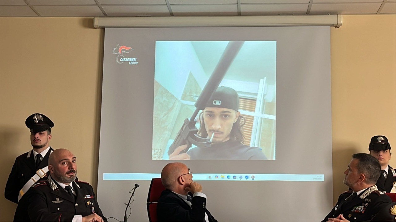 Il fortino di Baby Gang crolla: botte, pistole e bazooka.  Il rapper torna in carcere