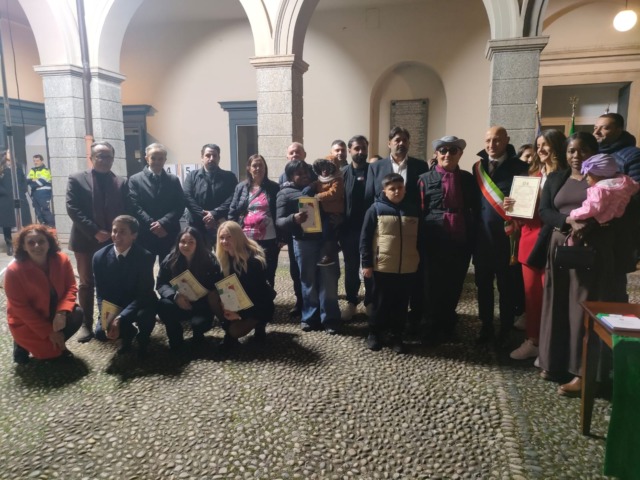 Lecco, tredici nuovi cittadini italiani:  Festa della Mondialità tra simboli, diritti e integrazione