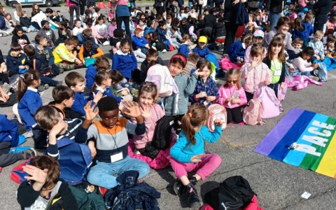 Calolziocorte, oltre 700 studenti in “Marcia per la pace”