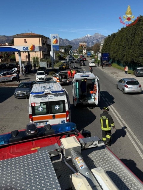 Scontro auto-moto a Dolzago: due feriti