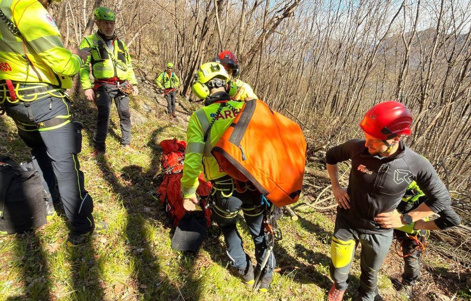Valmadrera, escursionista infortunato in località Sambrosera: soccorsi in azione