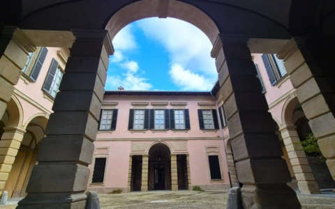 Apertura di Villa Manzoni, aperte le prenotazioni online