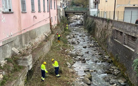 Vercurago, interventi di prevenzione sul torrente Gallavesa: in campo la Protezione Civile