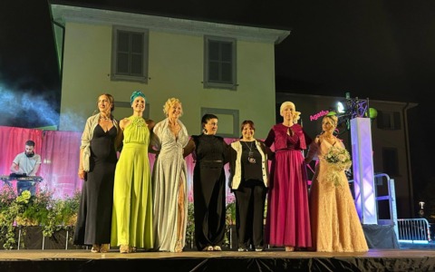 A Oggiono Défilé in Rosa, la forza in passerella