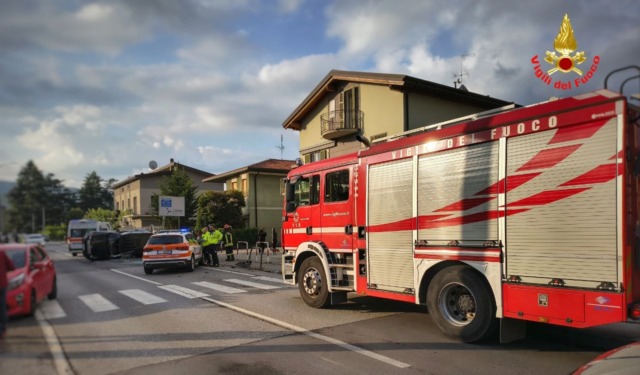 Incidente tra Oggiono e Annone: auto ribaltata, coinvolto anche un bambino di 10 anni
