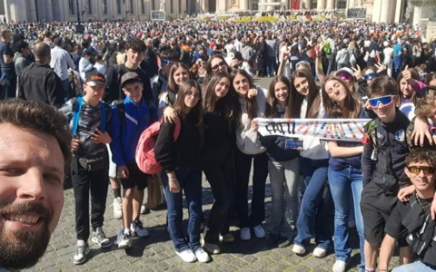 I giovanissimi del decanato della Valsassina a Roma da Papa Leone