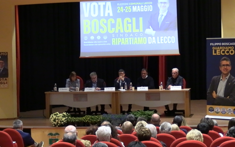 Filippo Boscagli lancia la campagna elettorale in una sala Ticozzi gremita