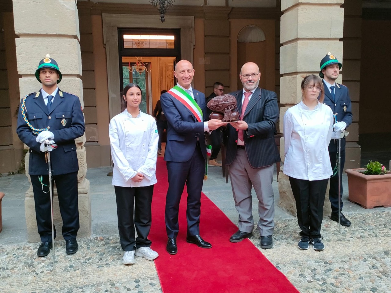 Inaugurata villa Manzoni: dal 3 aprile riaperta al pubblico