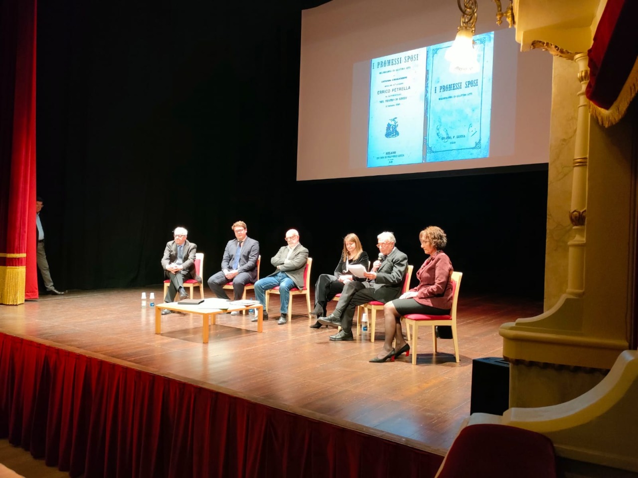 Presentato il nuovo libro sul Teatro della Società di Lecco