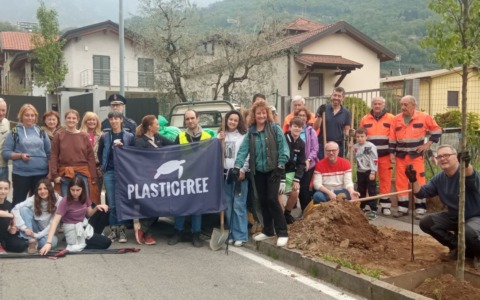 La Giornata del Verde Pulito e la cura del territorio insieme al Consiglio comunale dei Ragazzi di Mandello
