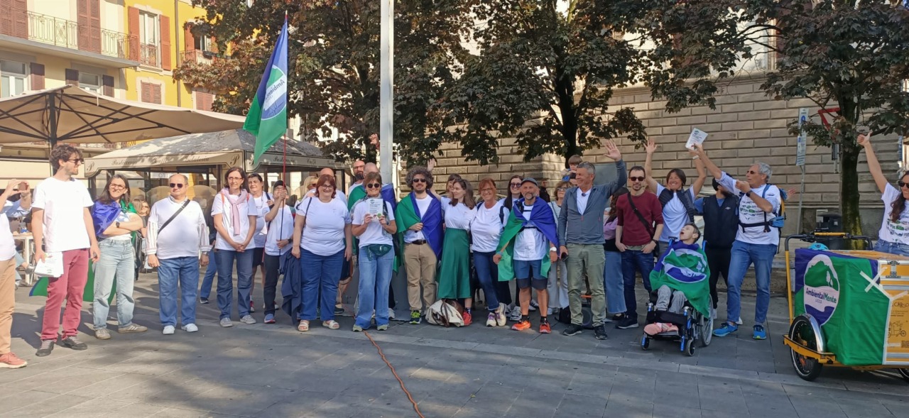 AmbientalMente si presenta con una camminata di 100 chilometri in 24 ore