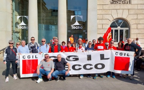 “La salute è un diritto”: la Cgil di Lecco è scesa in piazza a Milano