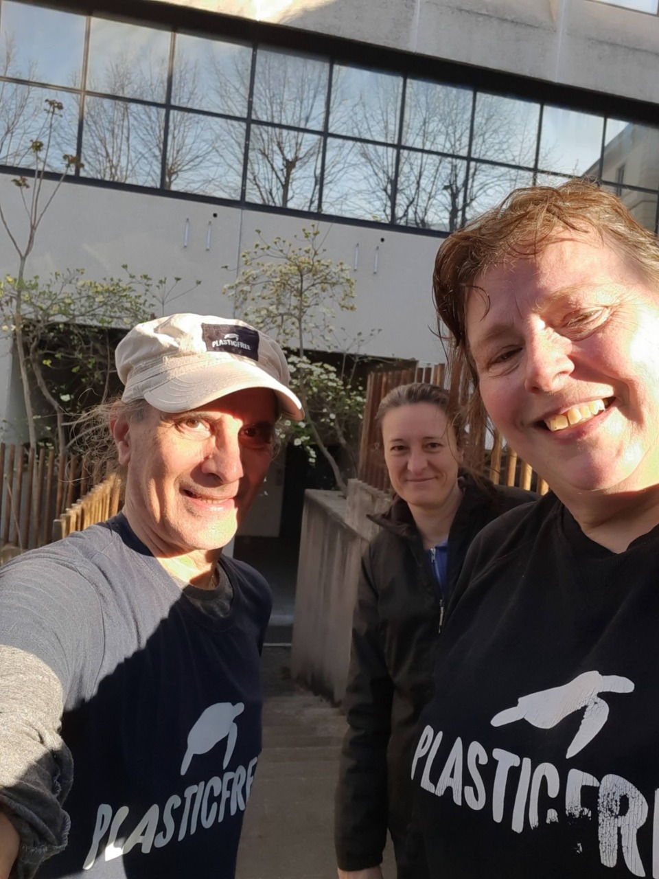 I Plastic Free rimuovono 85 chili di rifiuti da corso Promessi Sposi