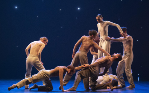 La danza contemporanea sul palco del Teatro della Società di Lecco