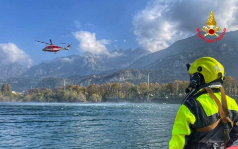Surfista in difficoltà:  intervento dei Vigili del Fuoco ad Abbadia