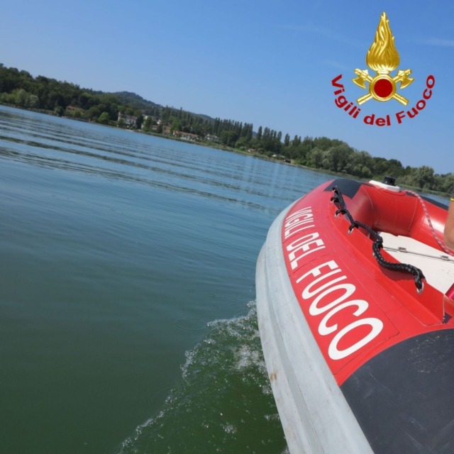 Oliveto Lario, imbarcazione in avaria: intervento dei Vigili del Fuoco a Vassena