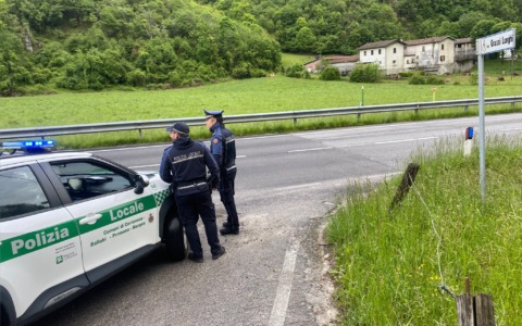 Ballabio, potenziati i controlli della Polizia Locale contro lo spaccio ai Grassi Lunghi